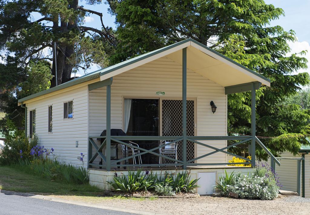 Rainbow Pines Tourist Caravan Park Adaminaby Buitenkant foto